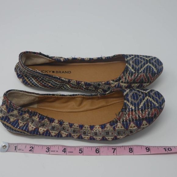 𝅺LUCKY Brand Emmie Aztec Metallic Printed Flats Size 9.5 NWOB - Picture 6 of 9